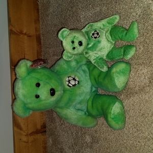 Kicks ty beanie bear pair